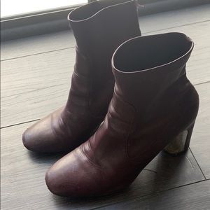 perfect going out boots burgundy women